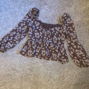 🛍️4 for $15 | 5 for $20 Floral Mauve Women's Top